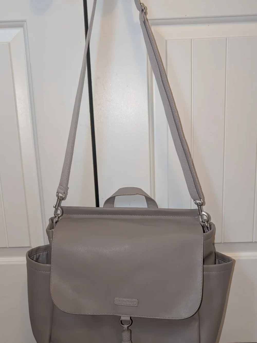 Skip Hop 🐇 Greenwich Convertible Diaper Bag 🛍️